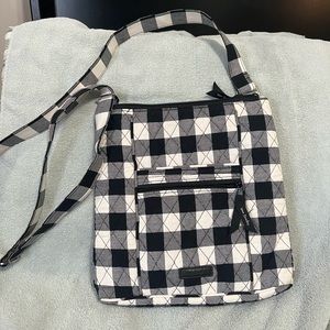 Vera Bradley crossbody purse. Excellent condition.